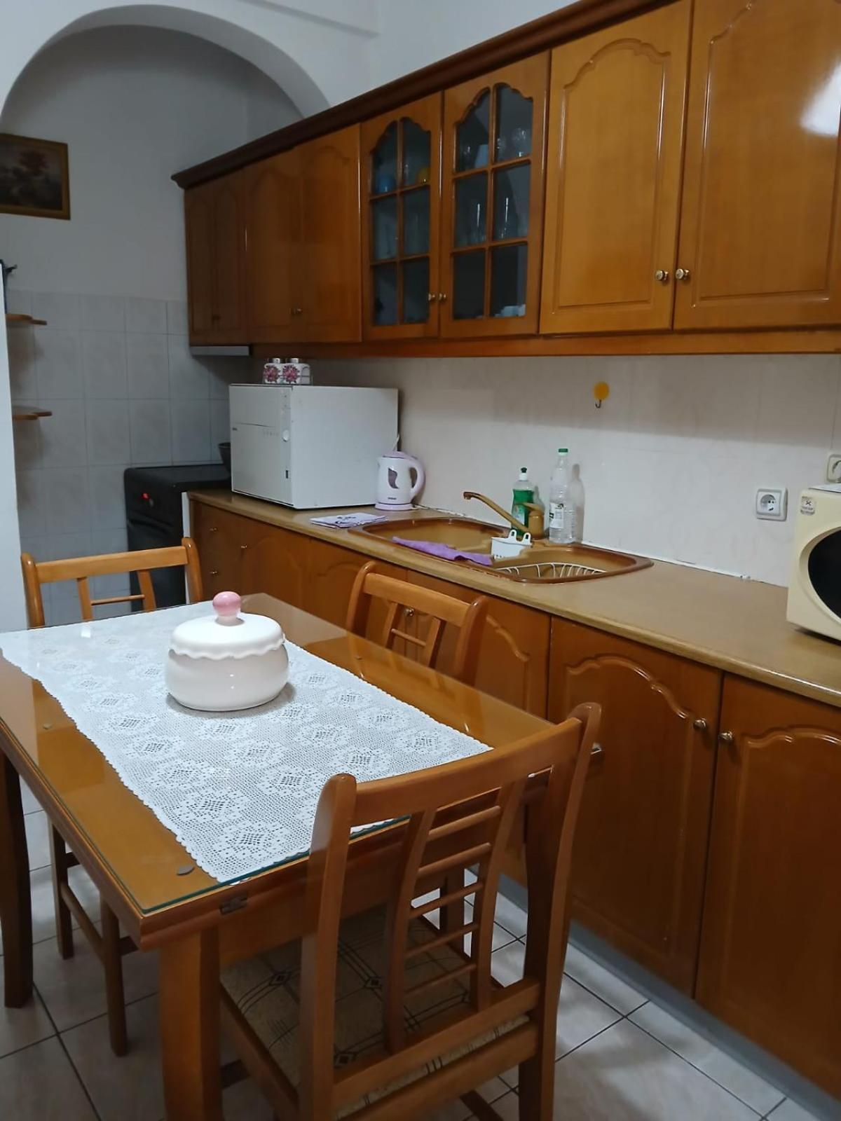 Goni Guest House Саранде Екстериор снимка